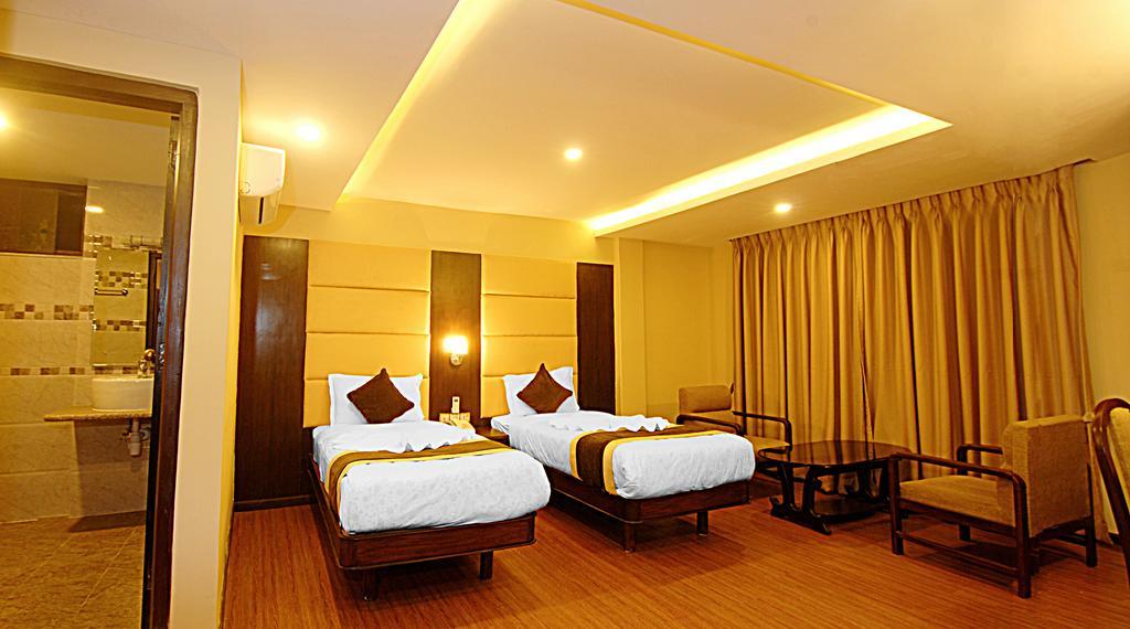 Kathmandu Grand Hotel Catmandu Exterior foto